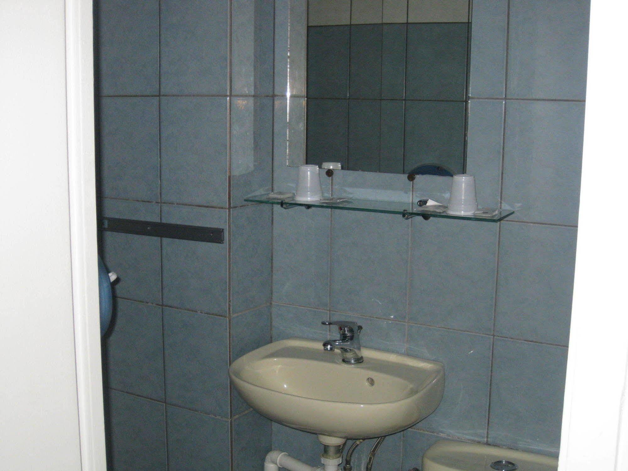Hotel Le Monopole Remeš Exteriér fotografie